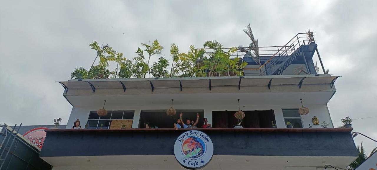 Yasis Surf Lodge Mirissa Ngoại thất bức ảnh