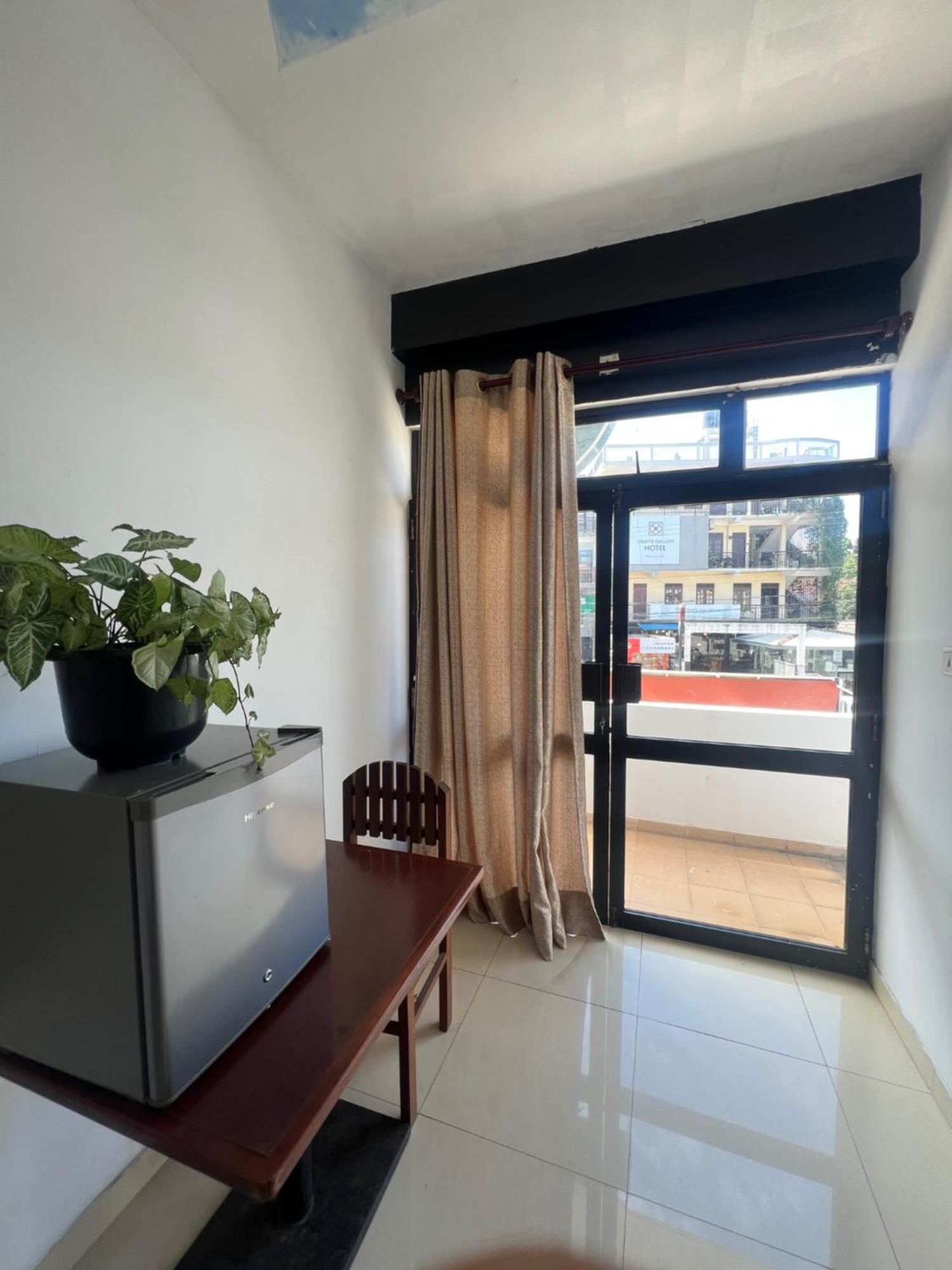 Yasis Surf Lodge Mirissa Ngoại thất bức ảnh